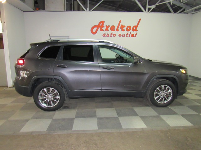 2019 Jeep Cherokee Latitude Plus 4WD in Cleveland